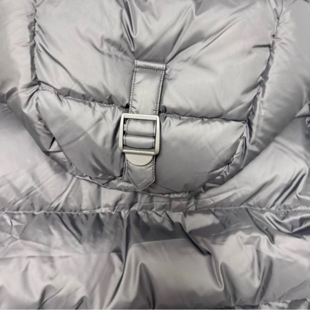 Burberry Black Puffer Jacket - Picture 8 of 8